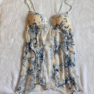 sabrina carpenter blue and white floral slip dress with lace trim
